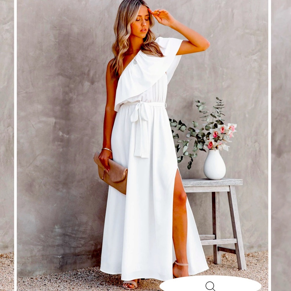 Vici Collection One-shoulder White Maxi